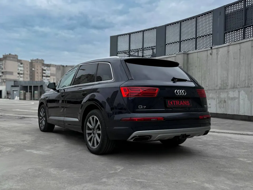 Audi Q7 Quattro 2017 from the KTRANS rental fleet