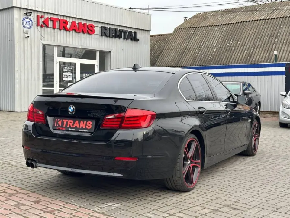 BMW 520i 2012 из парка аренды KTRANS