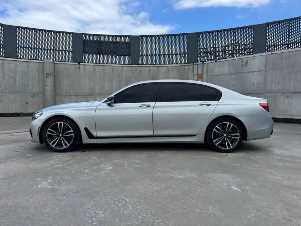 BMW 740i 2013 from the KTRANS rental fleet