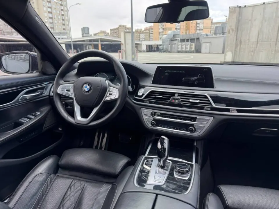 BMW 740i 2013 from the KTRANS rental fleet