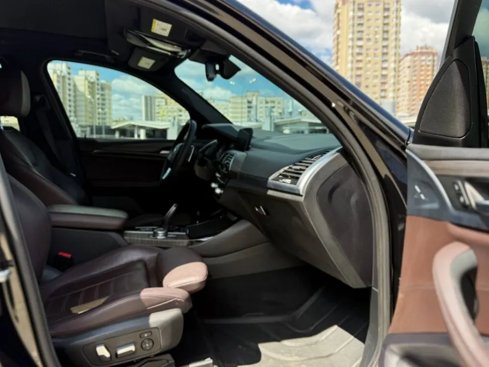 BMW X3 G01 2018 из парка аренды KTRANS