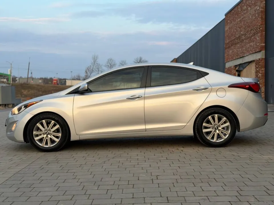 Hyundai Elantra 2015 from the KTRANS rental fleet