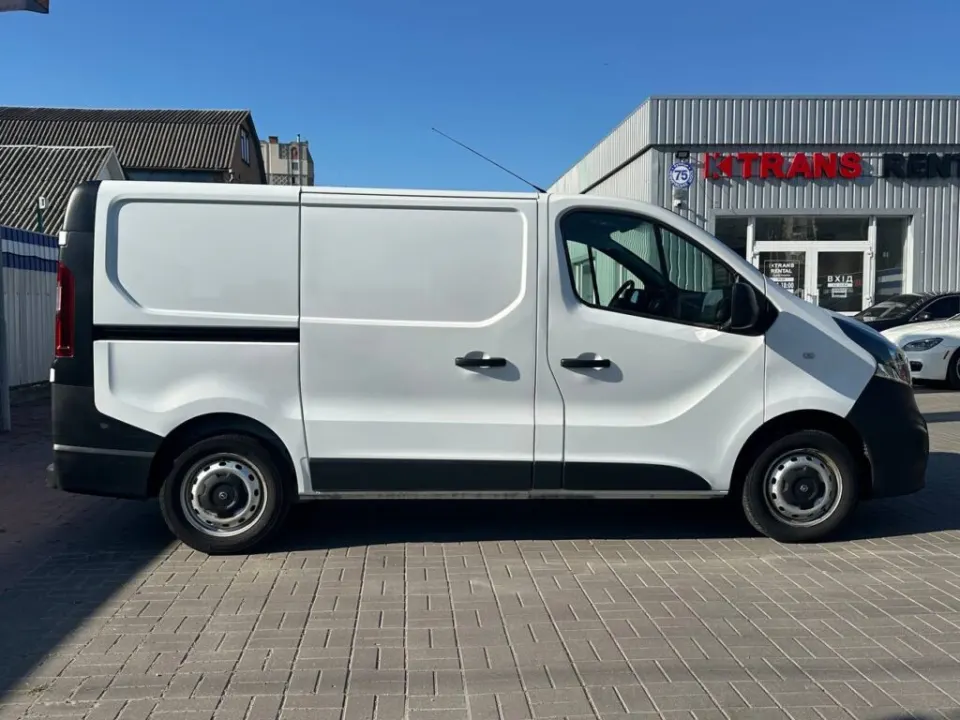 Opel Vivaro 2019 from the KTRANS rental fleet