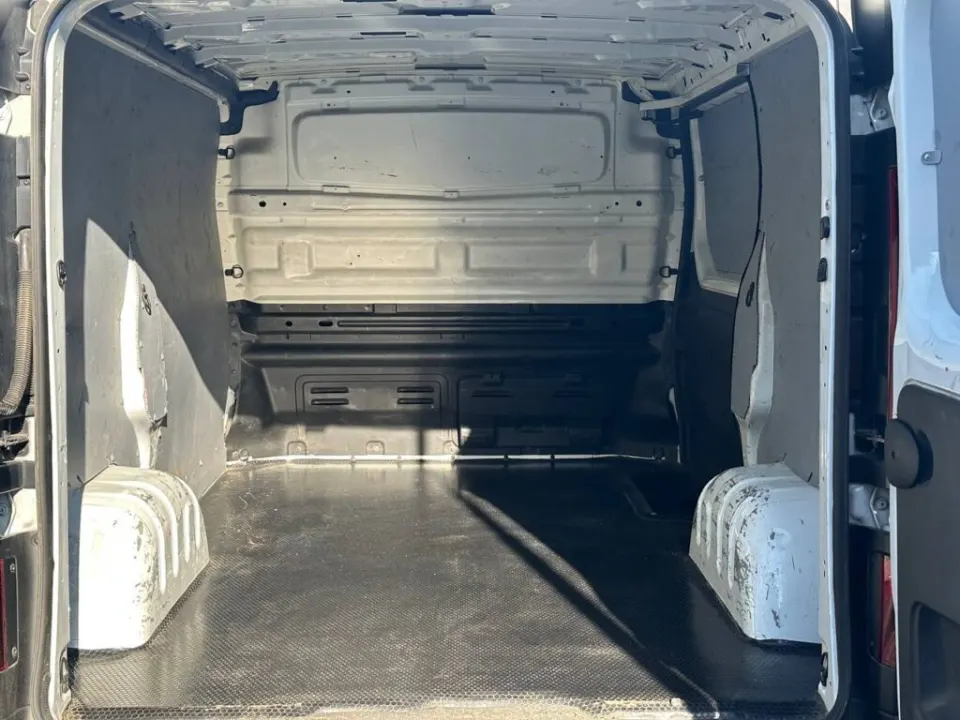Opel Vivaro 2019 from the KTRANS rental fleet