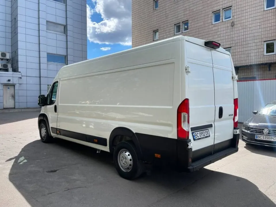 Peugeot Boxer from the KTRANS rental fleet