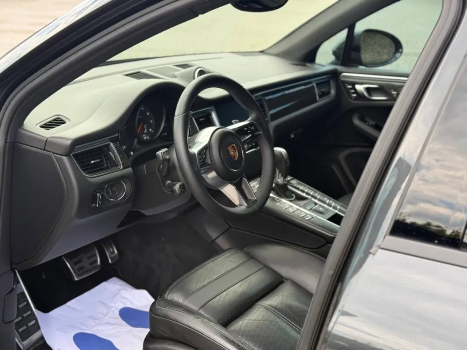 Porsche Macan 2017 из парка аренды KTRANS