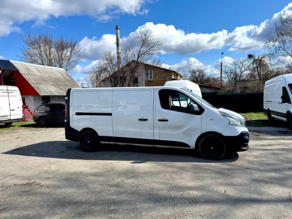 Renault Trafic 2016 из парка аренды KTRANS
