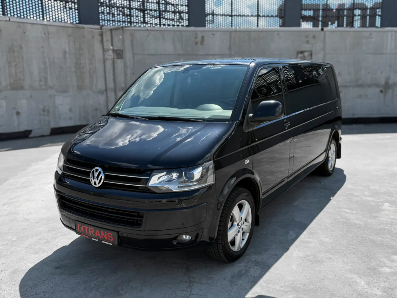 Volkswagen Caravelle 2015 from the KTRANS rental fleet