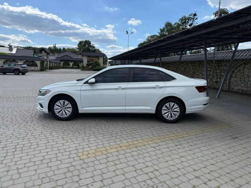 Volkswagen Jetta 2018 из парка аренды KTRANS
