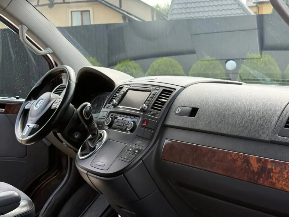 Volkswagen Multivan 2011 from the KTRANS rental fleet